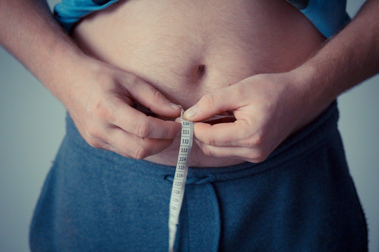 Spalacze tłuszczu – kiedy warto je przyjmować?